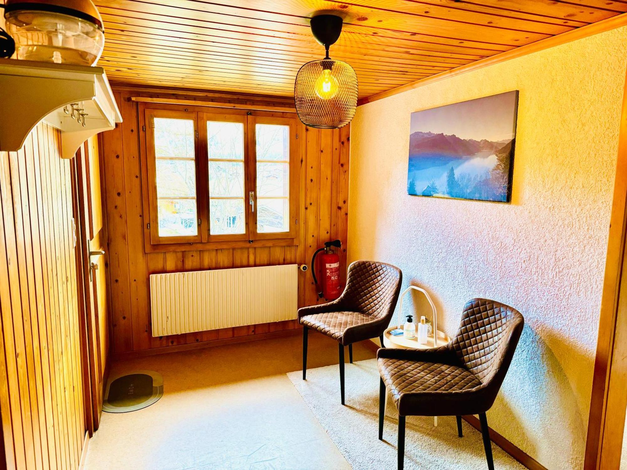 Cozy Apartment In Vintage House In Kandersteg Bagian luar foto