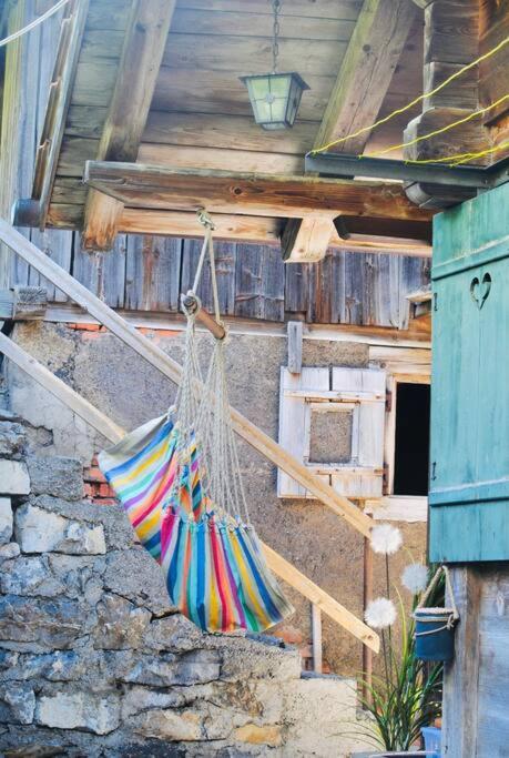 Cozy Apartment In Vintage House In Kandersteg Bagian luar foto