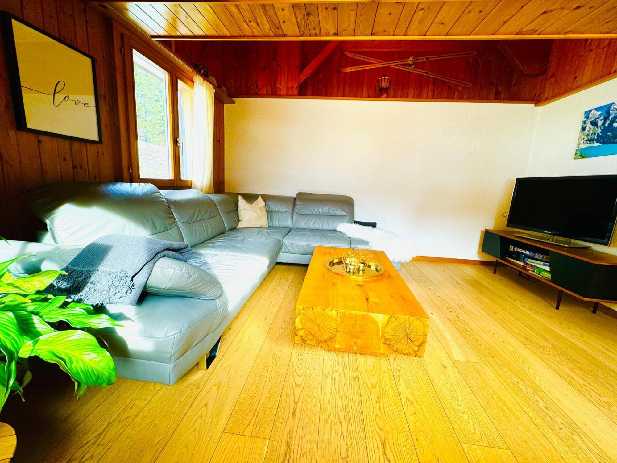 Cozy Apartment In Vintage House In Kandersteg Bagian luar foto